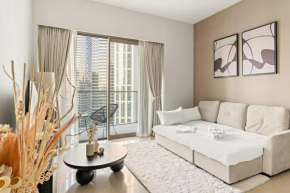FIRST CLASS 2BR Luxurious Burj Khalifa View